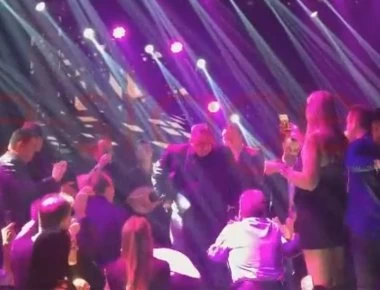 Το βαρύ ζεϊμπέκικο του Πάνου Καμμένου (βίντεο)